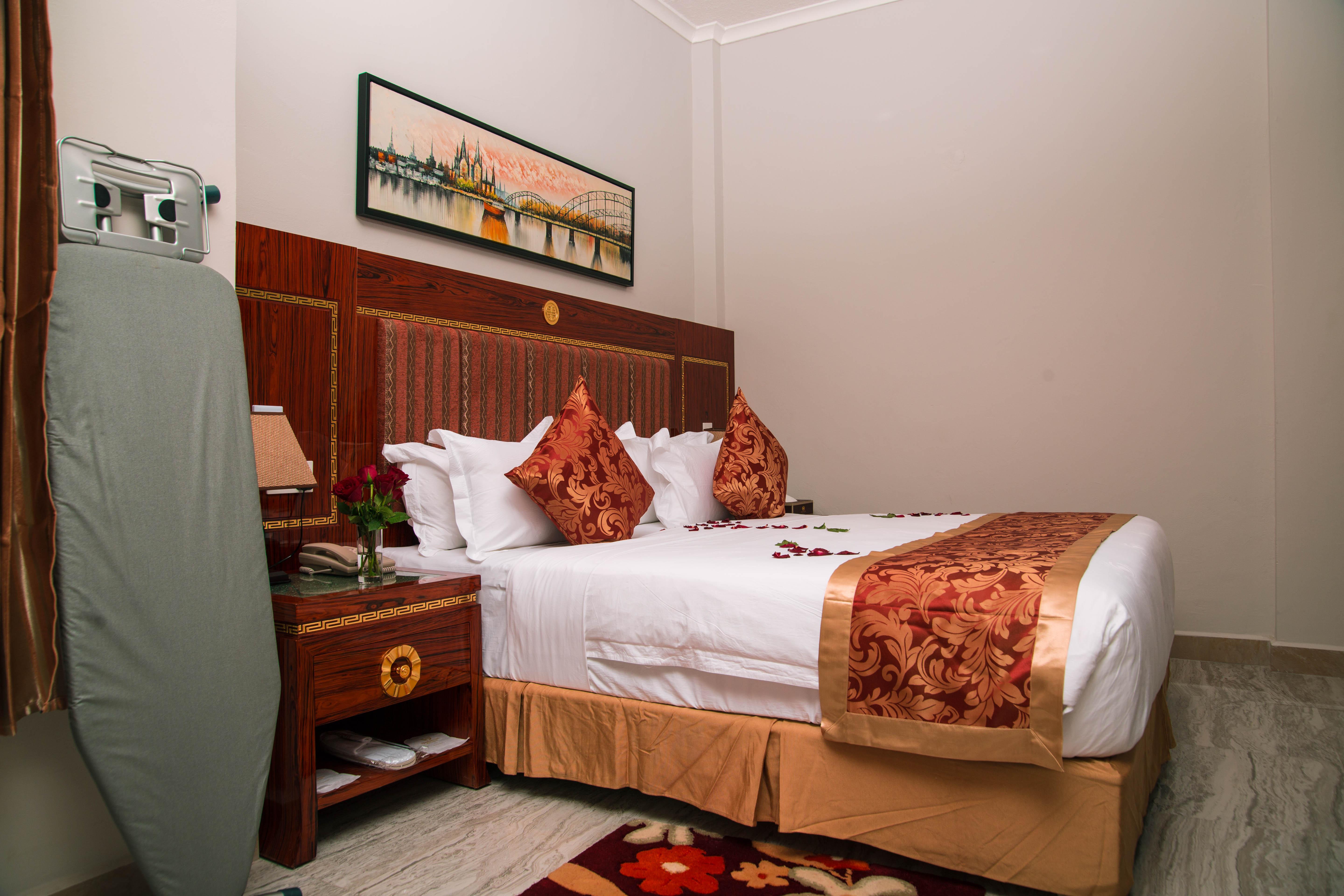 Tiffany Diamond Hotels Ltd - Makunganya Dar es Salaam Exterior photo